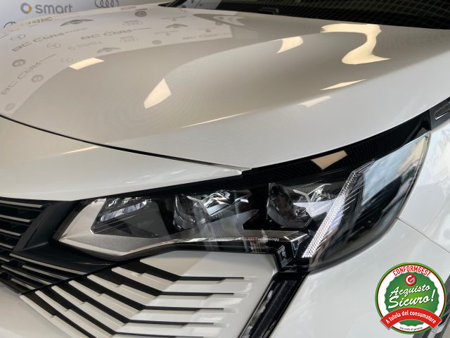 PEUGEOT 3008 usata, con Fari LED
