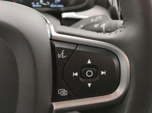 VOLVO V60 usata, con Park Distance Control