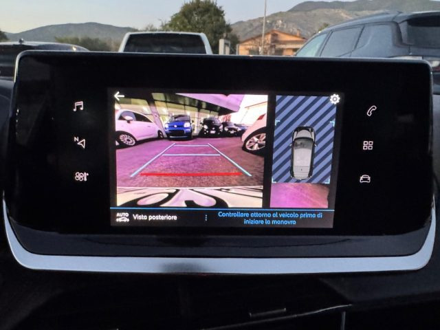 PEUGEOT 208 usata, con Fari LED