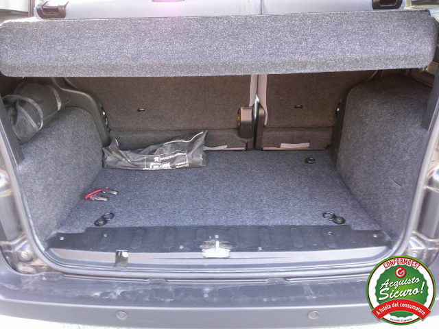 PEUGEOT Bipper usata, con Fendinebbia