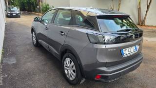 PEUGEOT 3008 usata, con Airbag