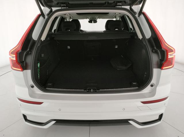 VOLVO XC60 usata, con Luci diurne LED