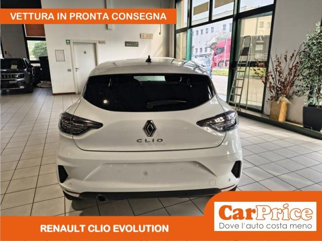 RENAULT Clio usata, con Touch screen