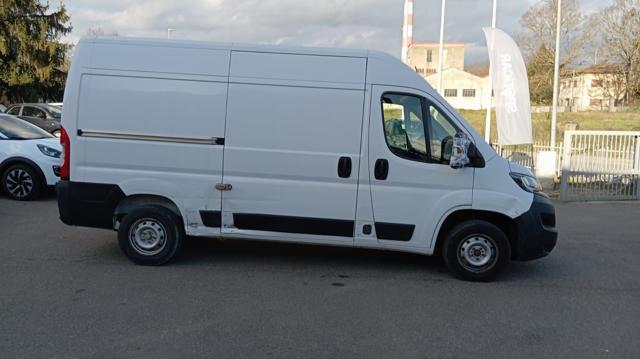 PEUGEOT Boxer usata, con Autoradio
