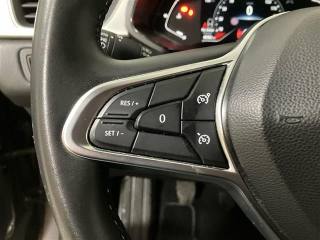 RENAULT Captur usata, con Sensori di parcheggio posteriori