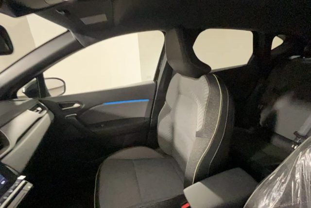 RENAULT Captur usata, con Autoradio