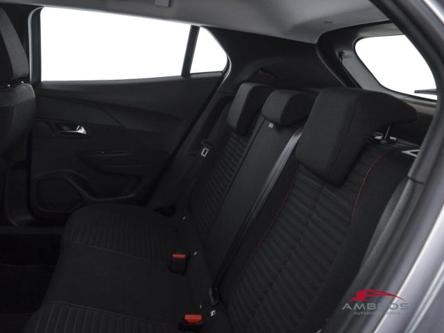 PEUGEOT 2008 usata 9