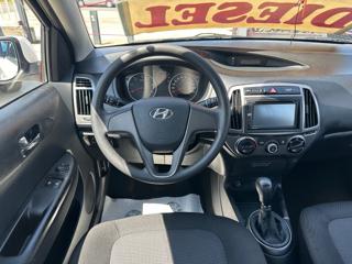 HYUNDAI i20 usata, con ESP