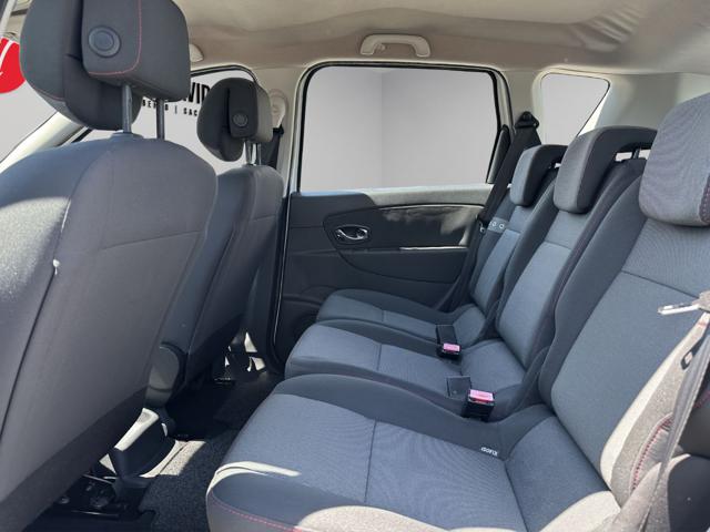 RENAULT Scenic usata, con Cronologia tagliandi