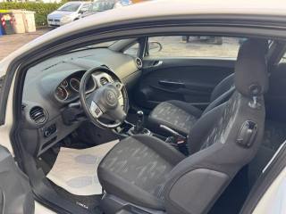 OPEL Corsa usata, con Climatizzatore