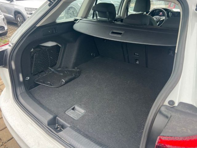 VOLKSWAGEN Golf Variant usata, con Cerchi in lega