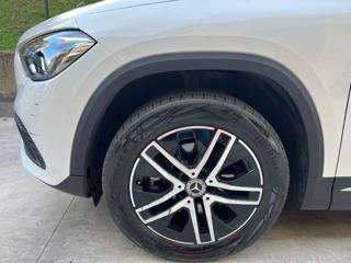 MERCEDES-BENZ GLA 200 usata, con Autoradio
