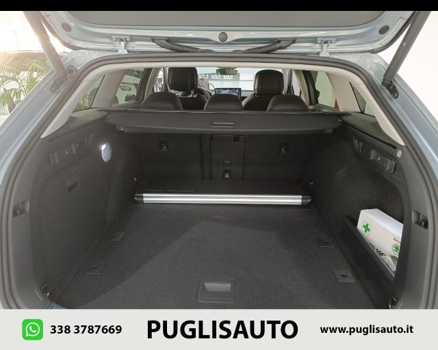 SKODA Superb usata, con Autoradio digitale