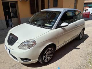 LANCIA Ypsilon usata, con ESP