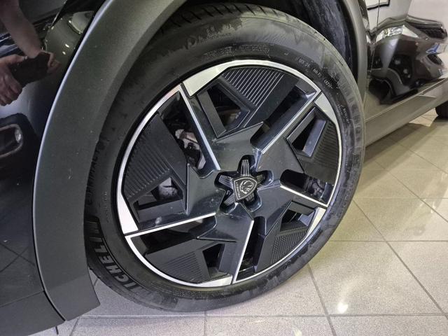 PEUGEOT 408 usata, con Touch screen