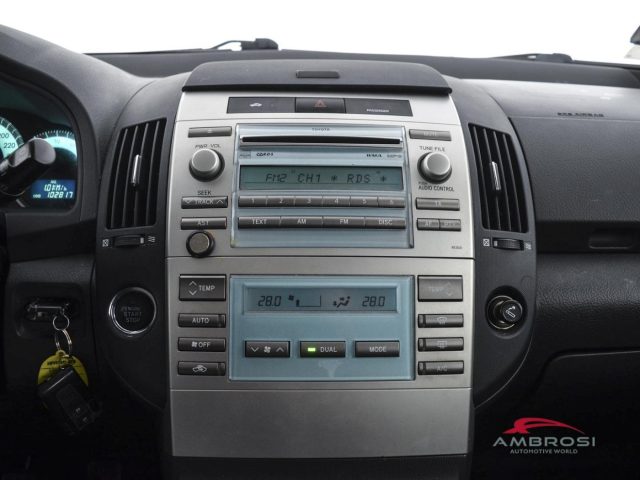 TOYOTA Corolla usata 13