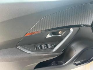 PEUGEOT 2008 usata, con Climatizzatore