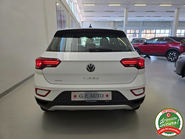 VOLKSWAGEN T-Roc usata, con Autoradio