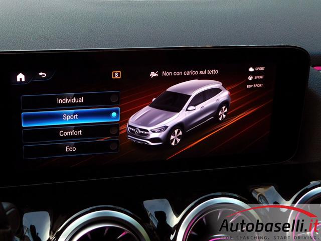 MERCEDES-BENZ GLA 180 usata, con Schermo multifunzione interamente digitale