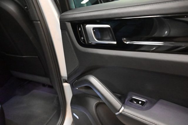 PORSCHE Cayenne usata 68