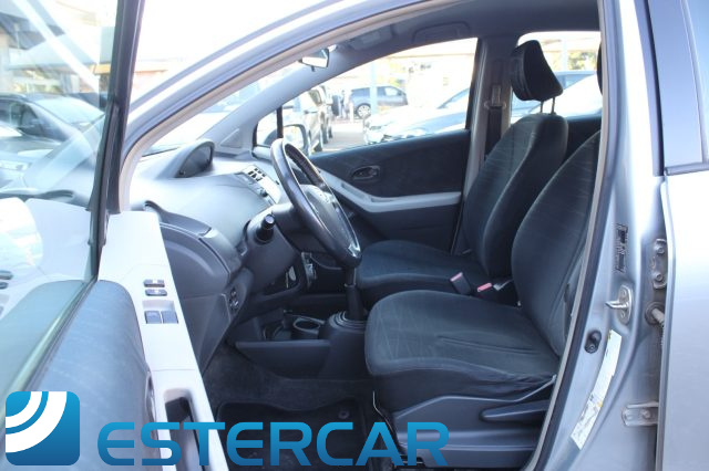 TOYOTA Yaris usata, con Airbag Passeggero