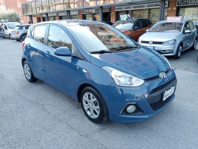 HYUNDAI i10 usata, con Airbag