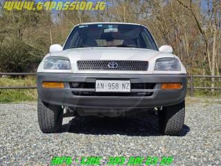 TOYOTA RAV 4 MY23 usata, con Alzacristalli elettrici