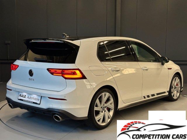 VOLKSWAGEN Golf usata, con Airbag laterali