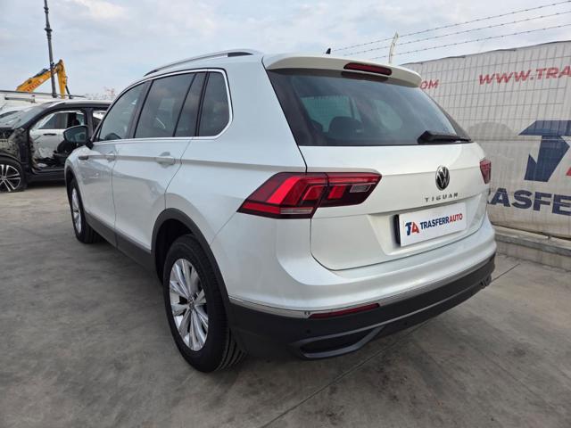 VOLKSWAGEN Tiguan usata, con Airbag laterali