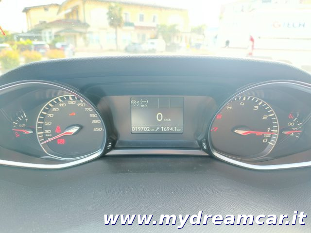 PEUGEOT 308 usata, con Servosterzo