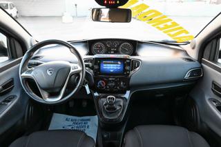 LANCIA Ypsilon usata, con ESP