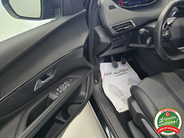 PEUGEOT 3008 usata, con Fari LED