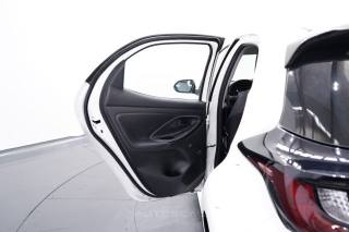 TOYOTA Yaris usata, con Bluetooth
