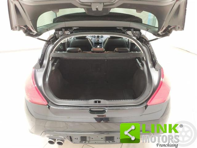 PEUGEOT 308 usata, con Sedile posteriore sdoppiato