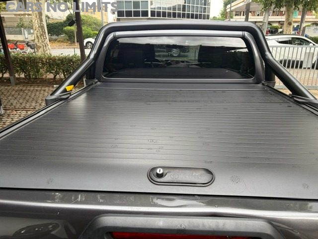 TOYOTA Hilux usata 24