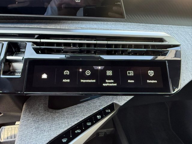 PEUGEOT 3008 usata, con Isofix