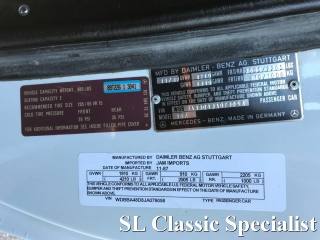 MERCEDES-BENZ SL 560 usata 30