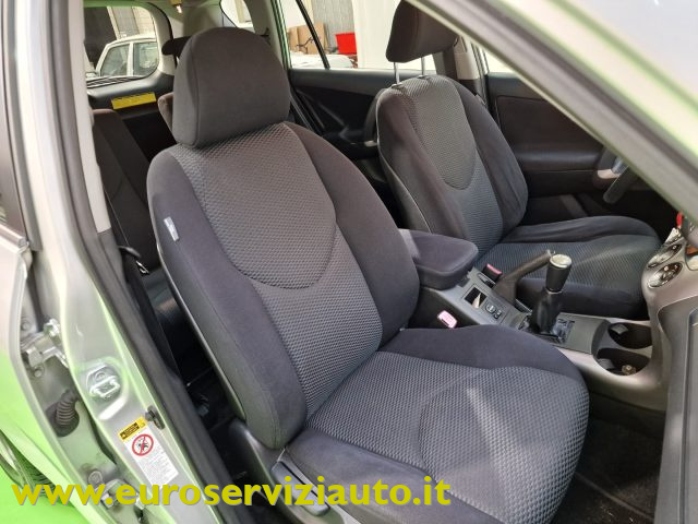 TOYOTA RAV 4 usata 36