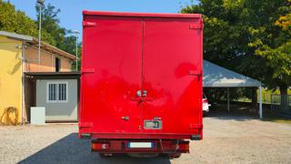 PEUGEOT Boxer usata, con Autoradio