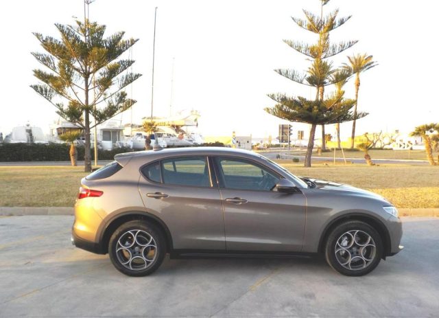 ALFA ROMEO Stelvio usata, con Portellone posteriore elettrico