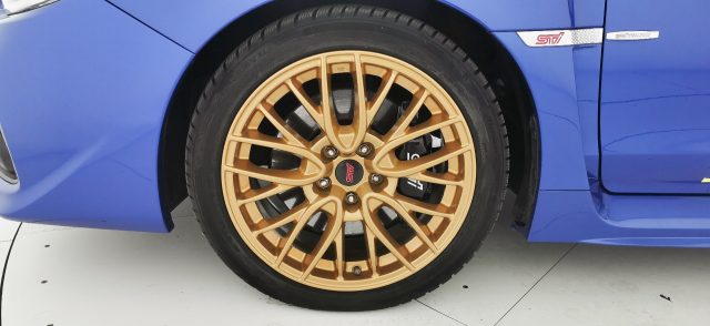 SUBARU WRX STI usata, con Interni in pelle