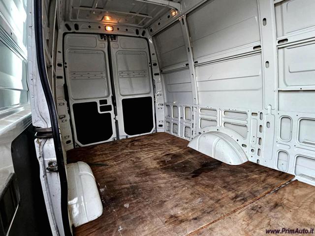 IVECO Daily usata, con Servosterzo