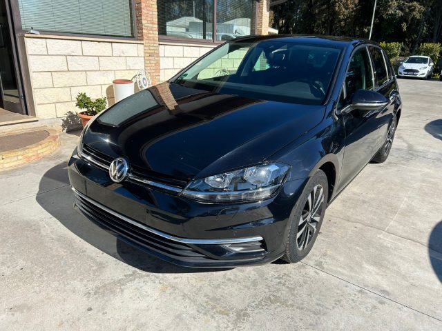 VOLKSWAGEN Golf usata, con ABS