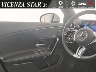 MERCEDES-BENZ A 180 usata, con Controllo automatico clima