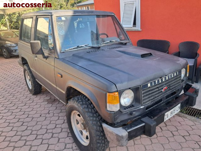 MITSUBISHI Pajero usata, con Gancio traino