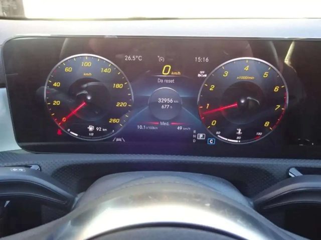 MERCEDES-BENZ CLA 250 usata, con Controllo trazione