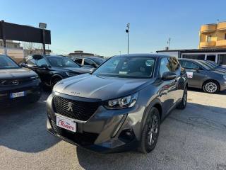 PEUGEOT 2008 usata, con Airbag