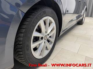 RENAULT Megane usata, con Autoradio digitale