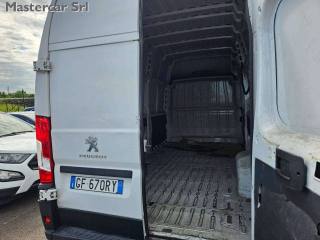 PEUGEOT Boxer usata, con Servosterzo