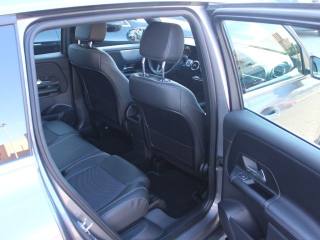 MERCEDES-BENZ GLB 180 usata, con Touch screen